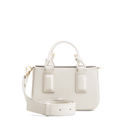 <tc>COMO Lamb</tc>