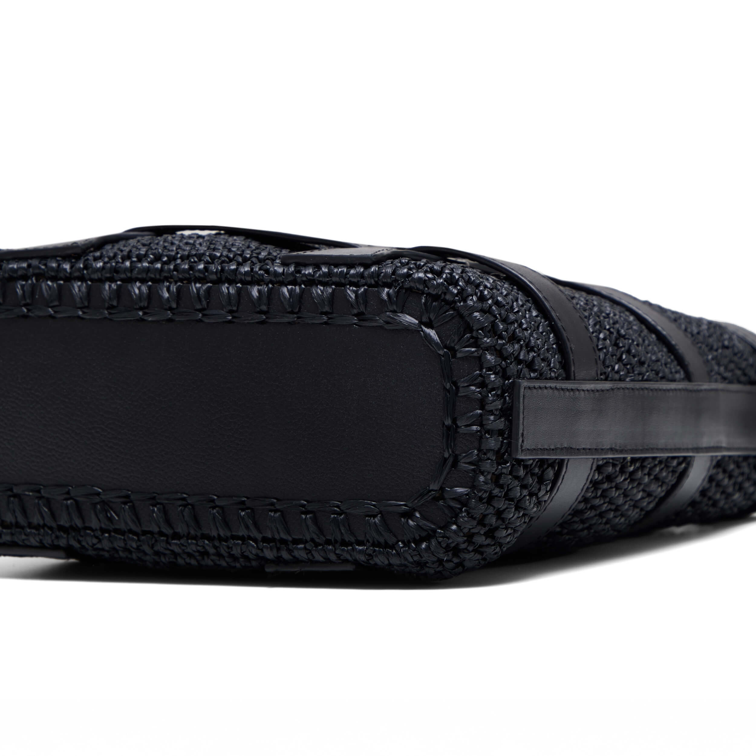 <tc>SORRENTO Black</tc>
