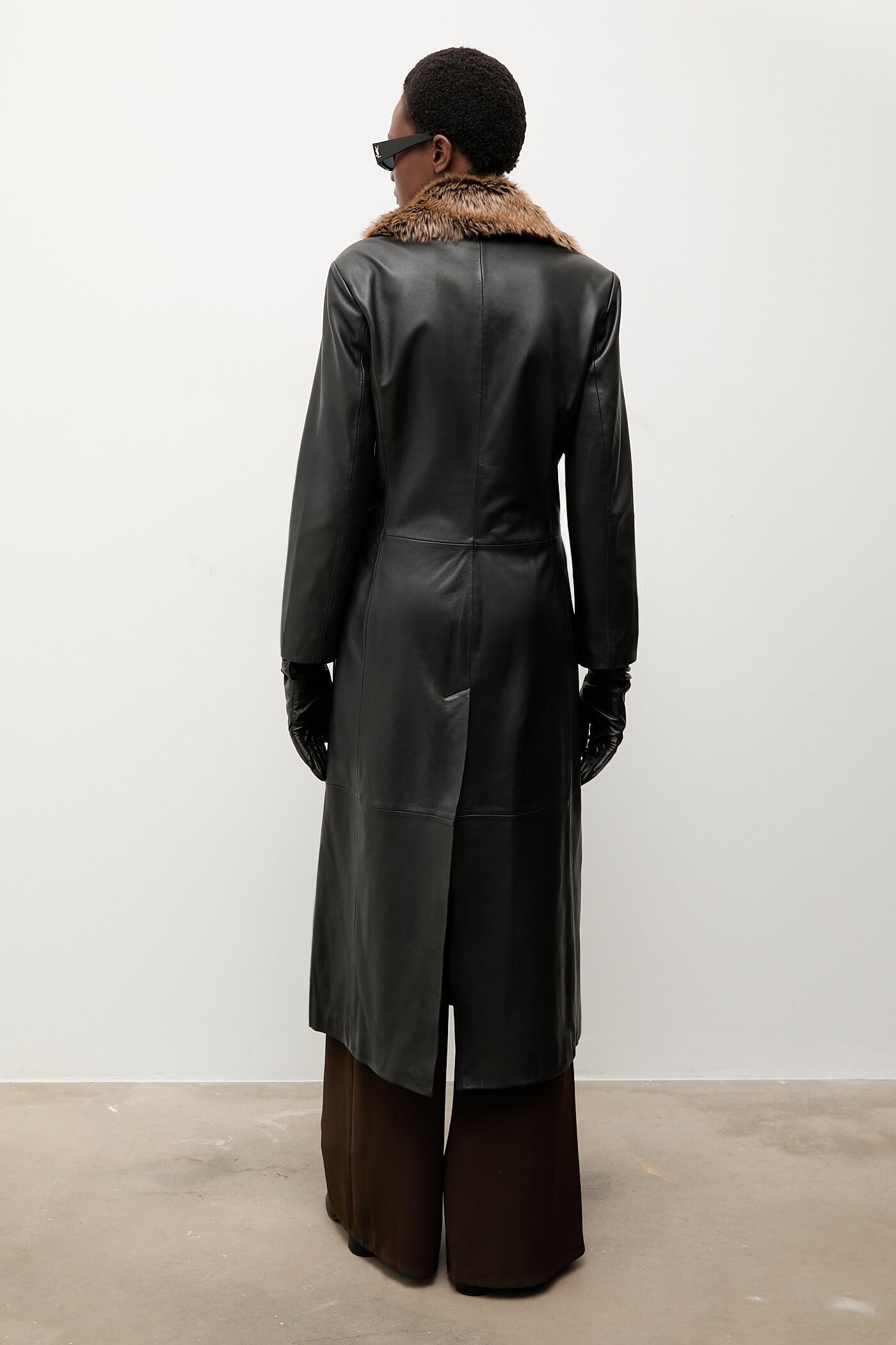 Answear.LAB skórzany płaszcz z kołnierzem