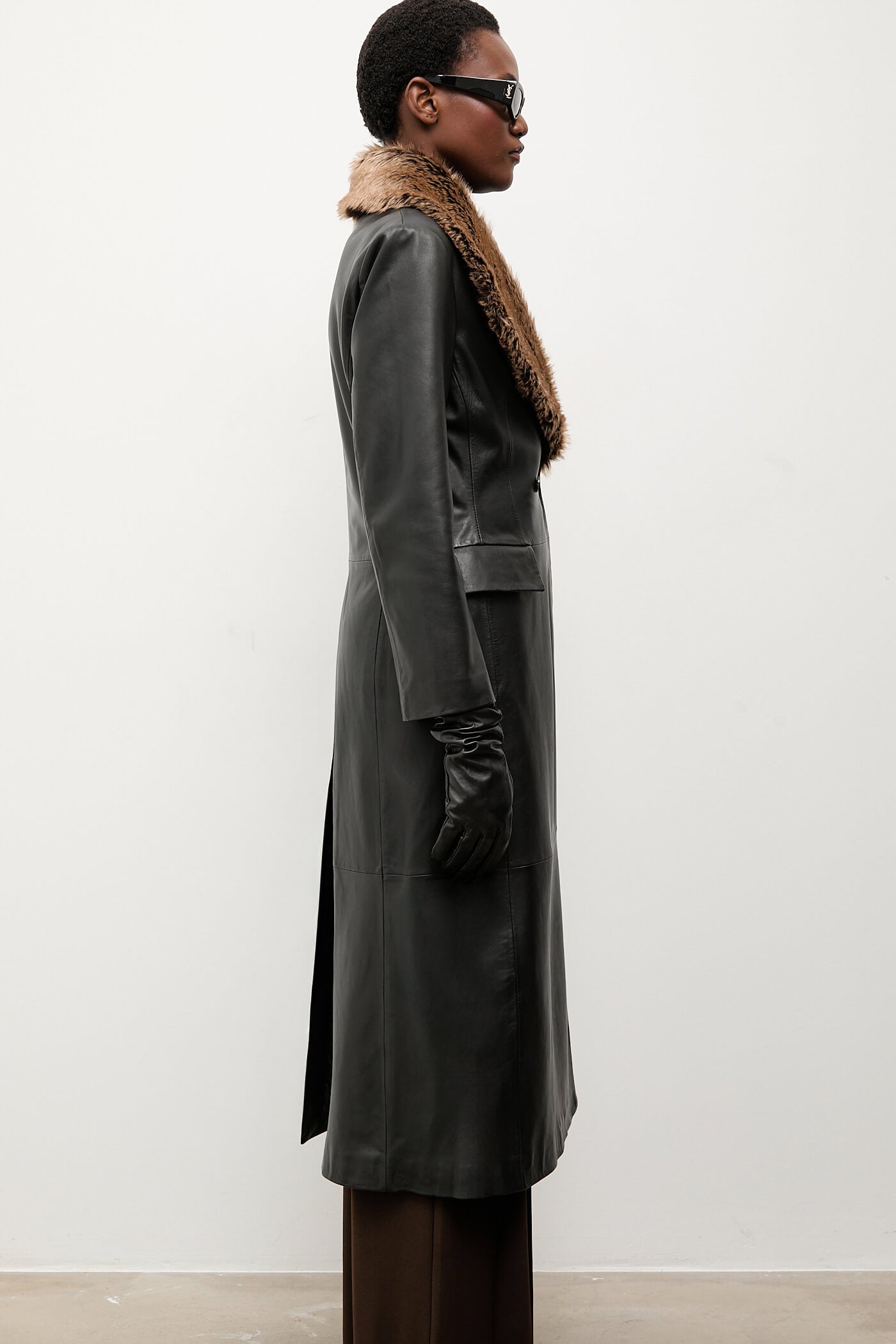 Answear.LAB skórzany płaszcz z kołnierzem