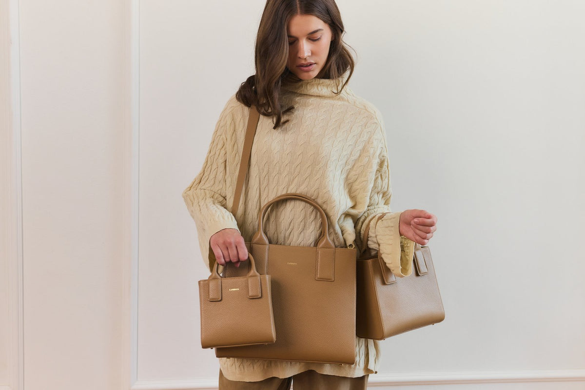 MINI Q, MIDI Q i MAXI Q Cappuccino na modelce: porównanie rozmiarów
